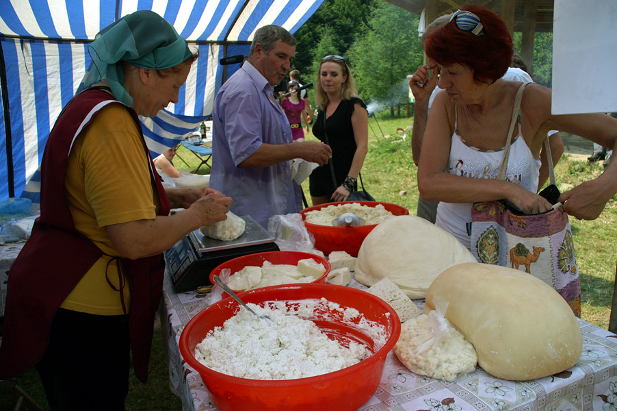 Фестиваль "Молочна ріка" в селі Стужиця